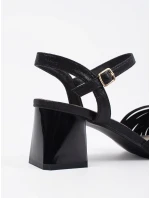 Krásné černé dámské  sandály na širokém podpatku
