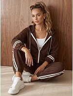 Komplet damski z kapturem i brązowy model 22361912 - FashionStreet Komplet damski z kapturem i brązowy model 22361912 - FashionStreet