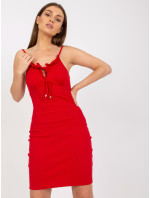 Základní červené žebrované šaty s ramínky RUE PARIS