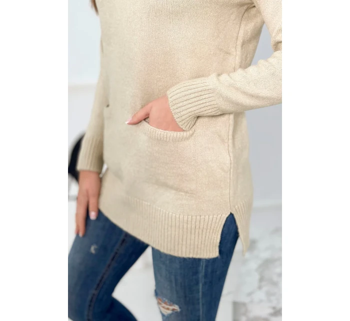 Stojící svetr béžový