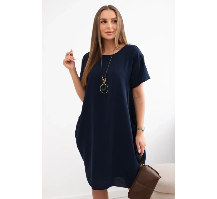 Šaty s kapsami a přívěskem námořnická modř Šaty s kapsami a přívěskem námořnická modř