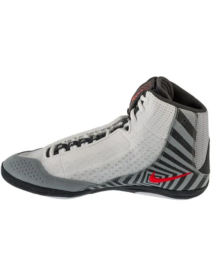 Boty  4 SE M model 21199170 - NIKE