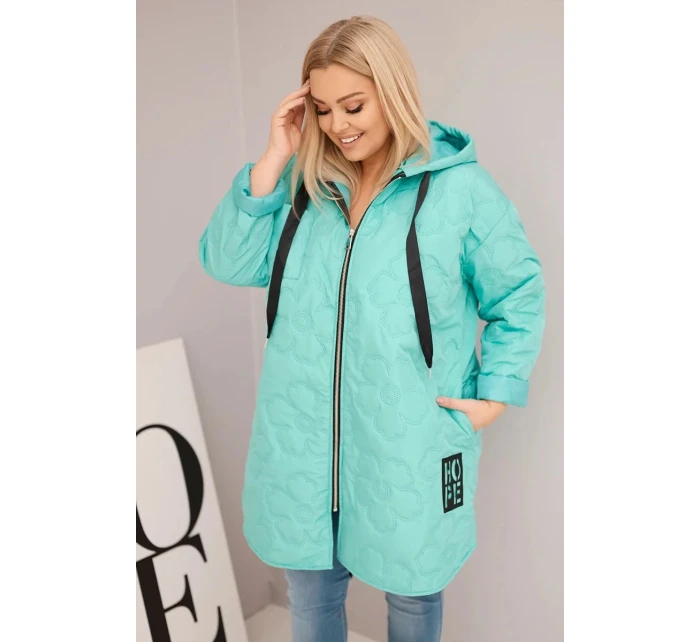Dámská Plus Size prošívaná bunda s kapucí a nápisem model 21808663 mátová - K-Fashion Dámská Plus Size prošívaná bunda s kapucí a nápisem model 21808663 mátová - K-Fashion