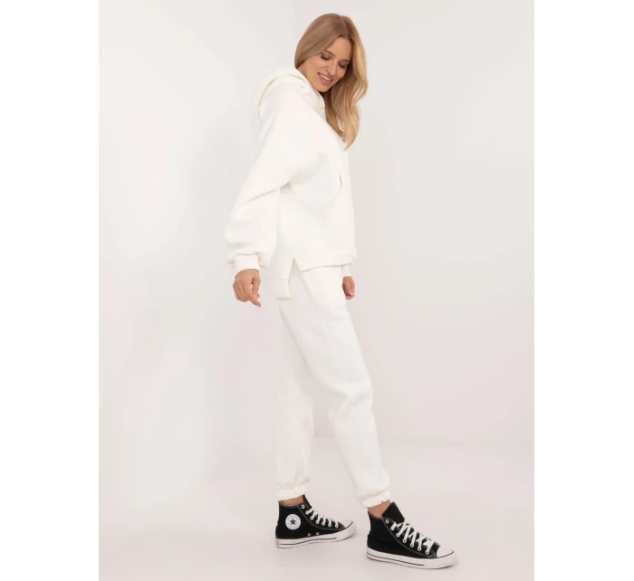 Sada EM KMPL 630 2.84 ecru Sada EM KMPL 630 2.84 ecru