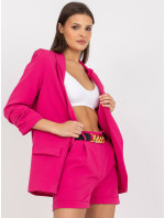 Elegantní růžový komplet s kabátkem bez zapínání
