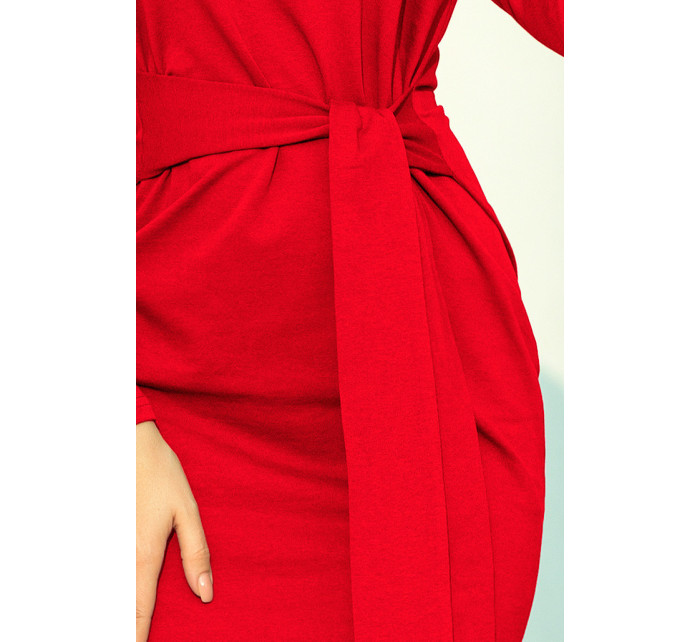 Červené dámské šaty se širokým páskem k zavazování model 7007561