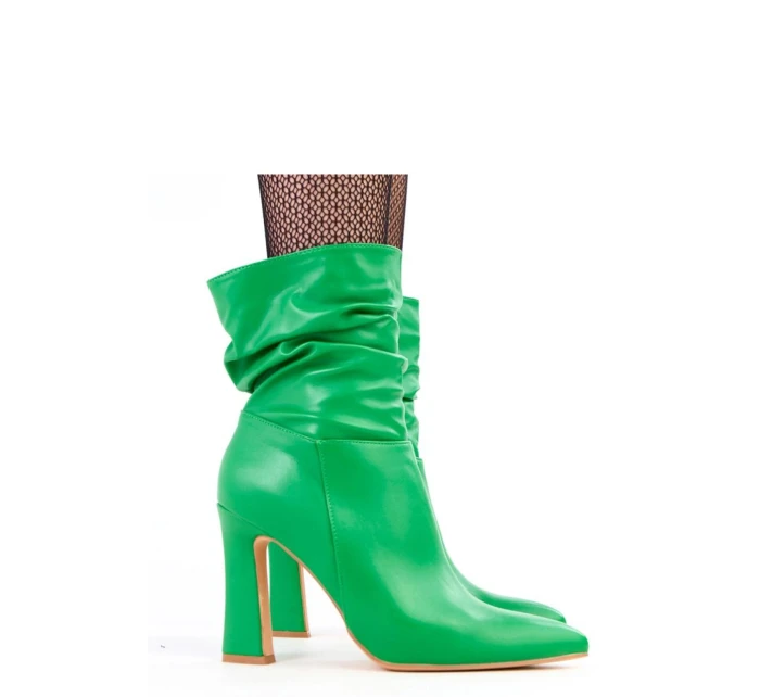 Boty na podpatku model 218538 Solea Boty na podpatku model 218538 Solea