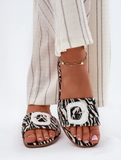 Ploché Dámské Pantofle S Přezkou Zebra model 21696485 - Boto