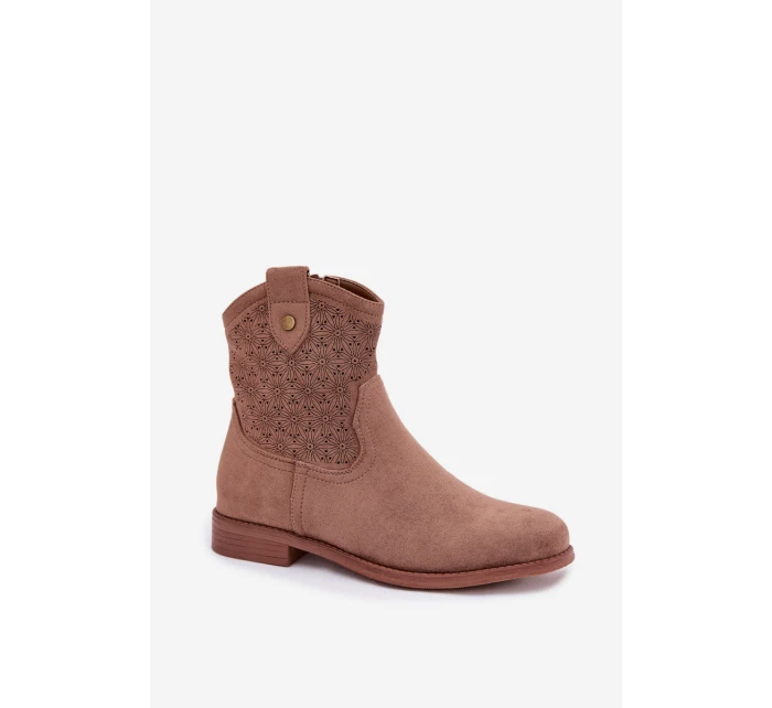 Dámské kotníkové boty na nízkém podpatku s krajkovým vzorem model 22007421 Hnědé - S.Barski Dámské kotníkové boty na nízkém podpatku s krajkovým vzorem model 22007421 Hnědé - S.Barski