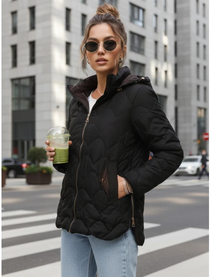 Kurtka przejściowa damska pikowana z kapturem czarna model 22025129 - FashionStreet