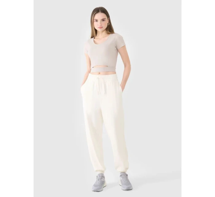 Dámské tepláky jogger model 21433189 dámské - 4F Dámské tepláky jogger model 21433189 dámské - 4F