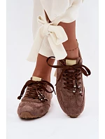 Dámské nízké tenisky s korálky Hnědé model 22095349 - Boto Dámské nízké tenisky s korálky Hnědé model 22095349 - Boto