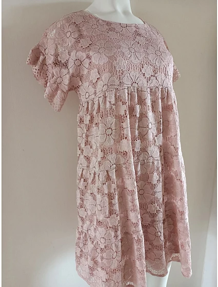 Dámské šaty   model 18885182 - Moe