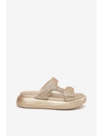 Zdobené Dámské Sandály Na Platformě Zlaté model 21699277 - Boto Zdobené Dámské Sandály Na Platformě Zlaté model 21699277 - Boto