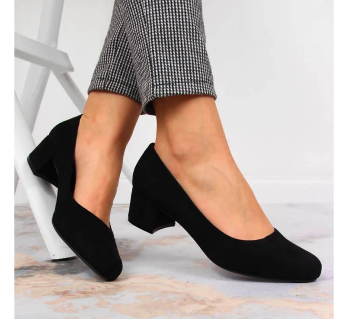 W černé semišové lodičky s model 19443130 - SERGIO LEONE