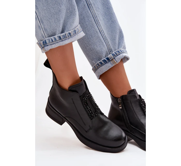Kožené dámské kotníkové boty na klínu s ozdobou D a JC52-869 Černé