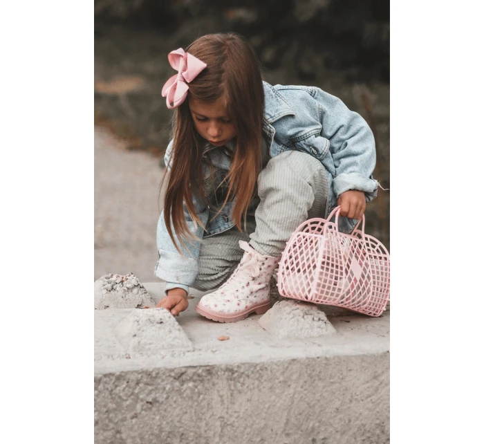 Dětské zateplené boty na zip Růžové model 21634773 - Boto Dětské zateplené boty na zip Růžové model 21634773 - Boto