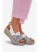 Dámské Sandály Z Přírodní Kůže Na Klínu Bílé model 21697709 - Artiker