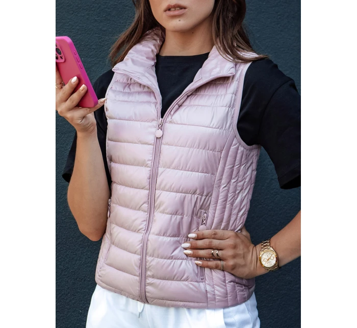 Dámská prošívaná vesta se stojáčkem STYLISHZ růžová FashionStreet TY4450 Dámská prošívaná vesta se stojáčkem STYLISHZ růžová FashionStreet TY4450