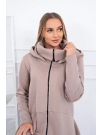 Zateplené šaty s delšími boky tmavě béžové Zateplené šaty s delšími boky tmavě béžové