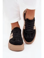 Dámské semišové sneakersy na platformě model 21704987 černé - VINCEZA Dámské semišové sneakersy na platformě model 21704987 černé - VINCEZA