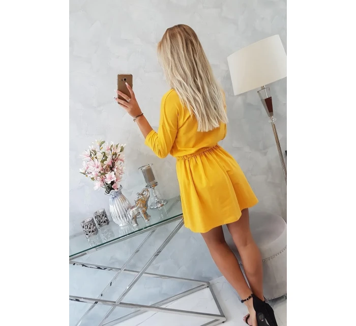 šaty s kapsami model 18743320 - K-Fashion šaty s kapsami model 18743320 - K-Fashion