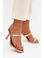 Dámské lodičky na podpatku s ozdobným detailem Zlaté model 21943402 - Boto Dámské lodičky na podpatku s ozdobným detailem Zlaté model 21943402 - Boto