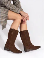 Klasické hnědé dámské kozačky na širokém podpatku Klasické hnědé dámské kozačky na širokém podpatku