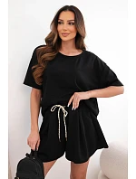 Dámský viskózový komplet v máslové úpravě s krátkým rukávem a kraťasy s vysokým pasem černý Dámský viskózový komplet v máslové úpravě s krátkým rukávem a kraťasy s vysokým pasem černý