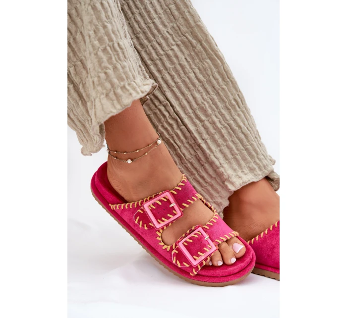 Dámské Pantofle S Přezkami A Dekorativním Fuchsie model 21696562 - Boto Dámské Pantofle S Přezkami A Dekorativním Fuchsie model 21696562 - Boto