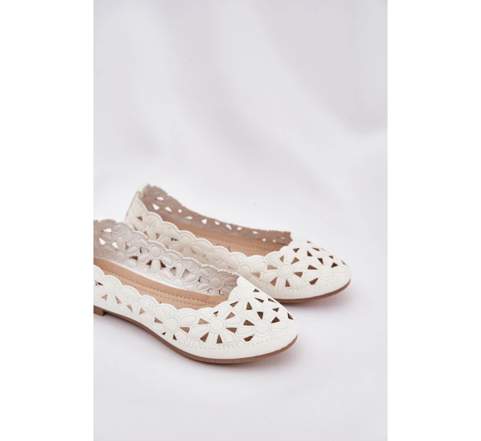 Dětské Perforované Baletky S Leskem Bílé Zindira Dětské Perforované Baletky S Leskem Bílé Zindira