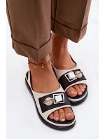 Kožené dámské sandály s ozdobou D&A model 22101318 Béžové - S.Barski