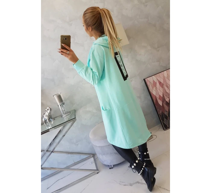 Mátová bunda s kapucí nadměrné velikosti