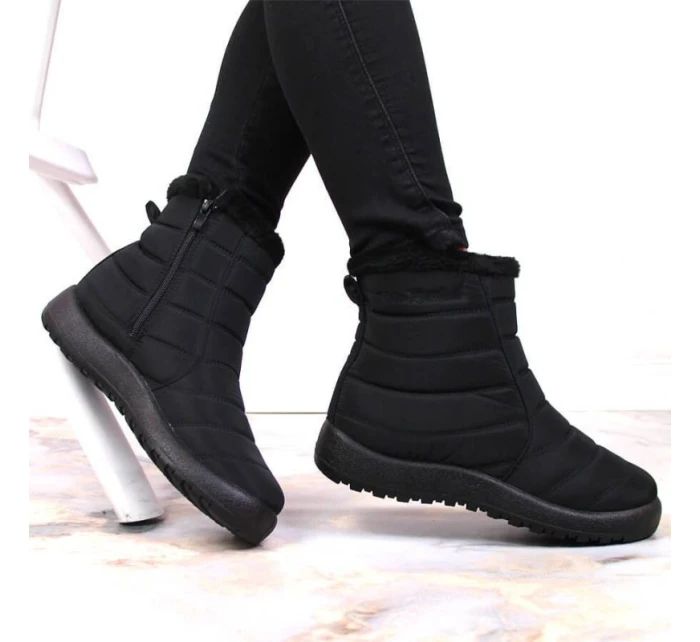 Nepromokavé sněhové boty na zip NEWS W EVE181A černé