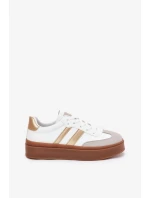 Dámské tenisky na platformě z eko kůže Elaraven – bílo-zlaté Dámské tenisky na platformě z eko kůže Elaraven – bílo-zlaté