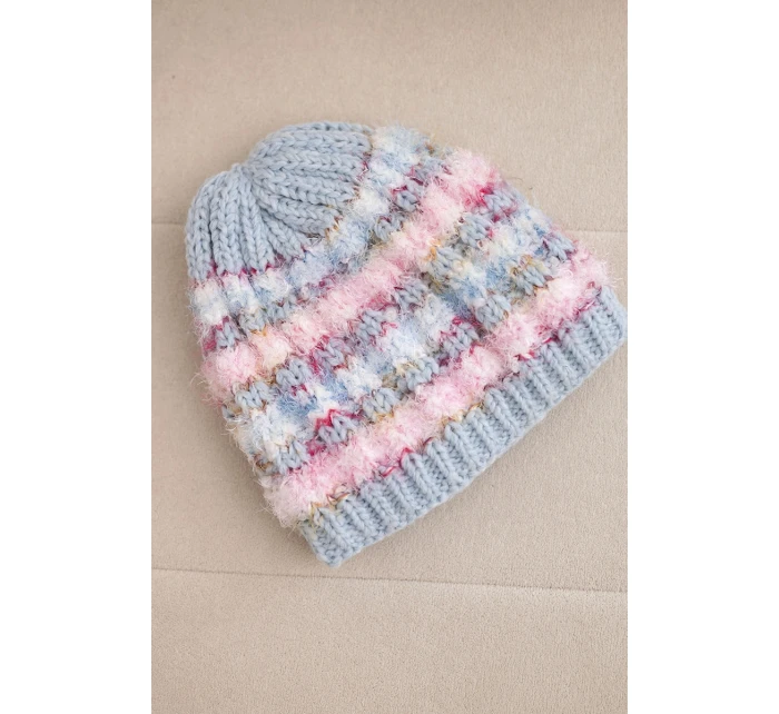 Dámská zimní čepice s barevným vláknem a elastickým stahováním K352 modrá