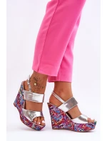 Dámské sandály na klínu stříbrné Calderia Dámské sandály na klínu stříbrné Calderia