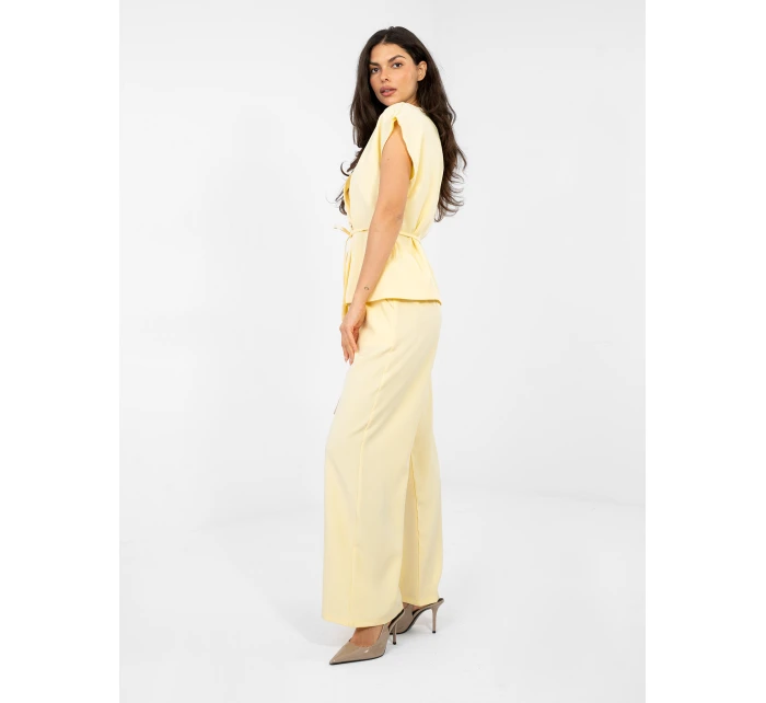 Sada IT KMPL 21029.96 světle žlutá Sada IT KMPL 21029.96 světle žlutá