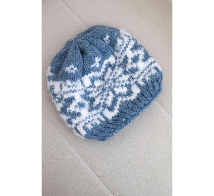 Dámská zimní vlněná čepice s ozdobnými krystalky K399 černá