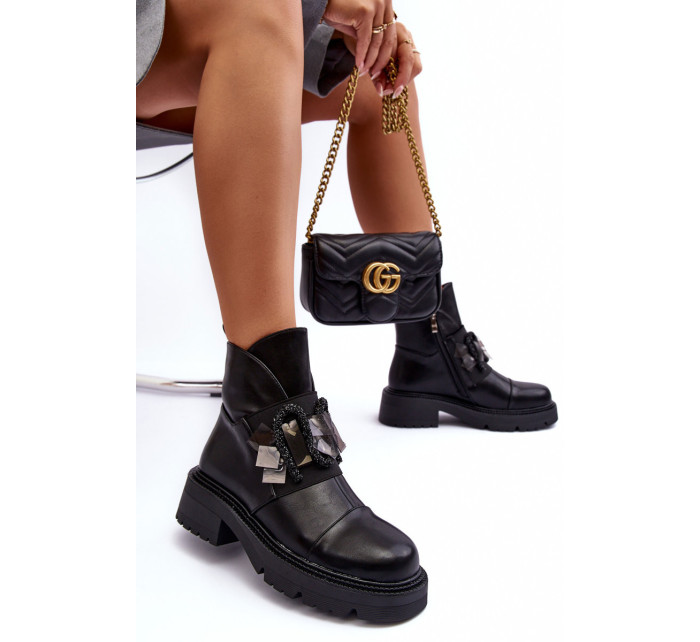 Kožené zdobené kotníkové boty s plochými podpatky a S platformou.Barski černá