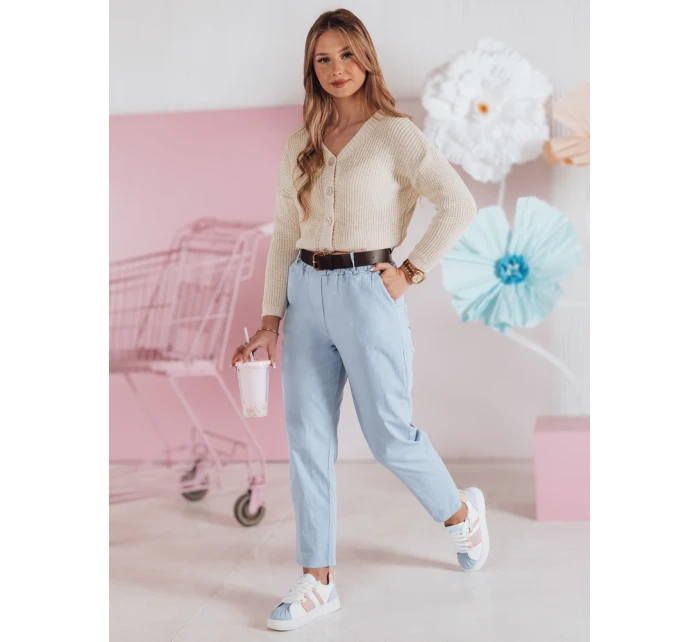 Dámský žebrovaný svetr oversize ecru Dstreet model 21986099 - FashionStreet Dámský žebrovaný svetr oversize ecru Dstreet model 21986099 - FashionStreet