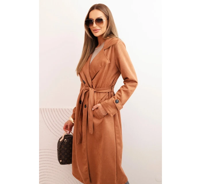 Dámský semišový kabát s vázáním v pase, límcem a knoflíky camelový