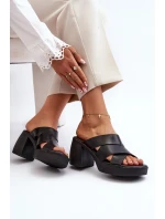 model 21647955 Kožené sandály na podpatku černé - Zazoo