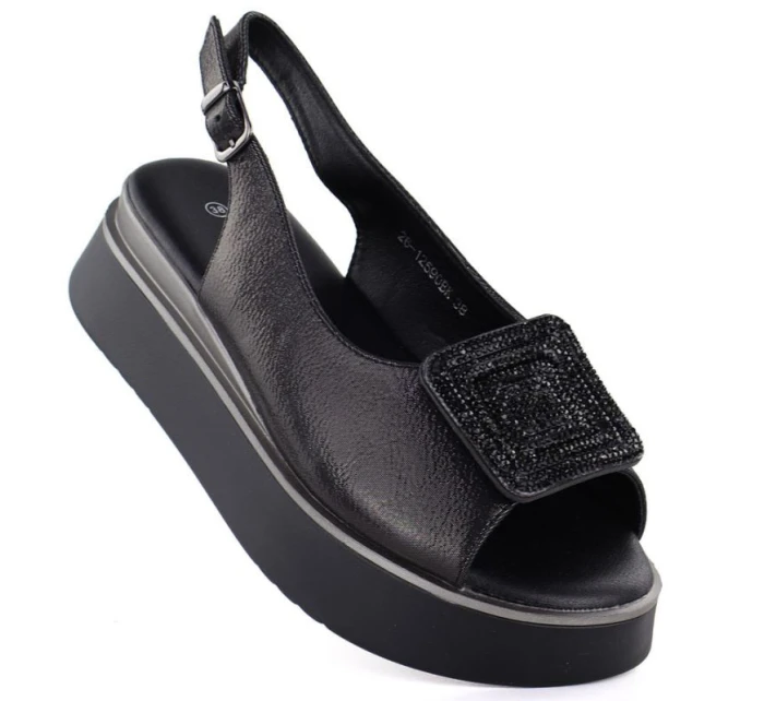 Dámské sandály na silné platformě černé Potocki SZ12590