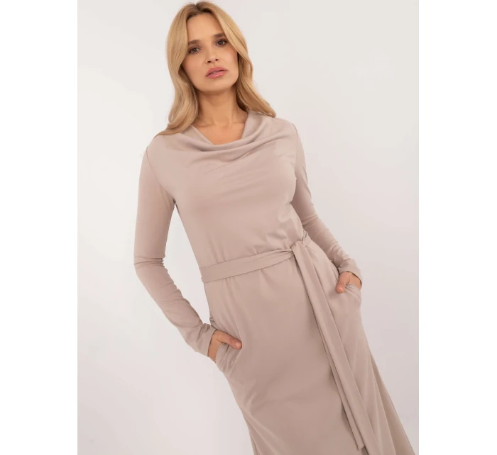 Šaty LK SK model 20549250 béžové - FPrice