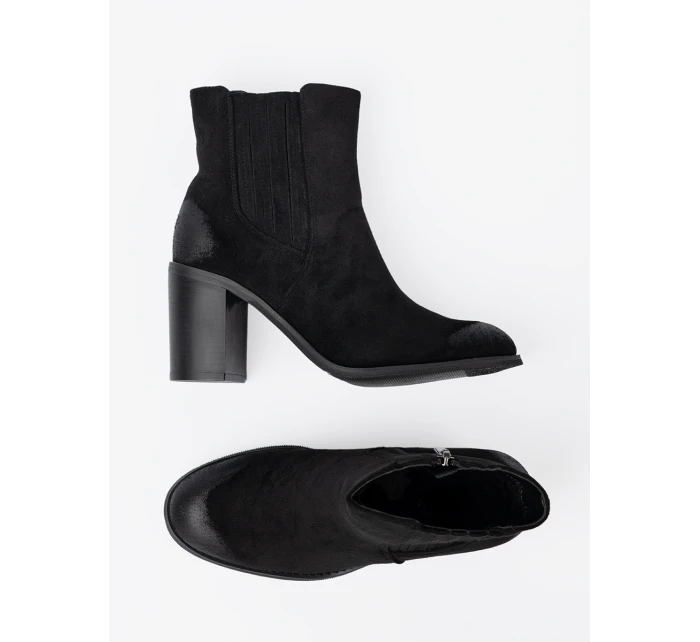 Pohodlné černé kotníčkové boty dámské na širokém podpatku Pohodlné černé kotníčkové boty dámské na širokém podpatku