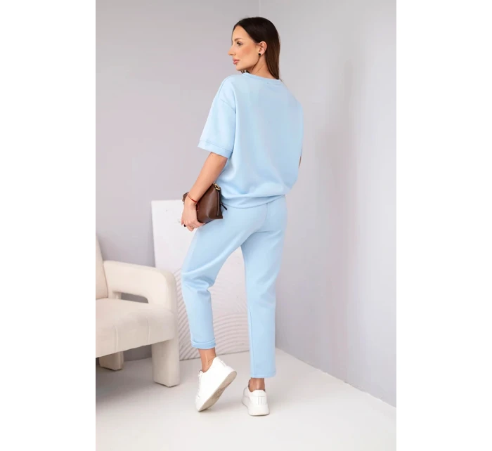 Dámský komplet viskózový máslo s krátkým rukávem a kalhotami s ohrnutým nohavicí modrý