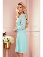 313-12 ISABELLE Plisované šaty s výstřihem a dlouhými rukávy - MINT