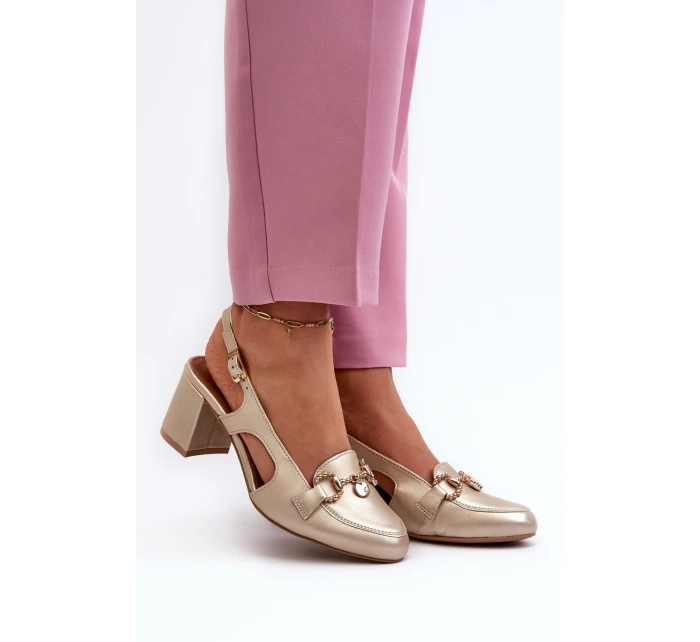 Kožené sandály na podpatku model 21659451 Zlaté - Maciejka