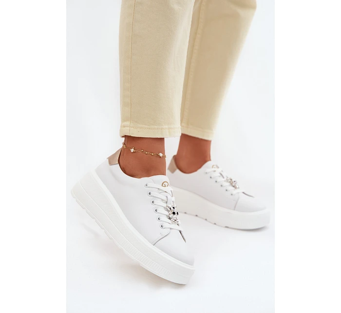 Kožené dámské tenisky na platformě s přezkou Vinceza 39973 Bílé Kožené dámské tenisky na platformě s přezkou Vinceza 39973 Bílé